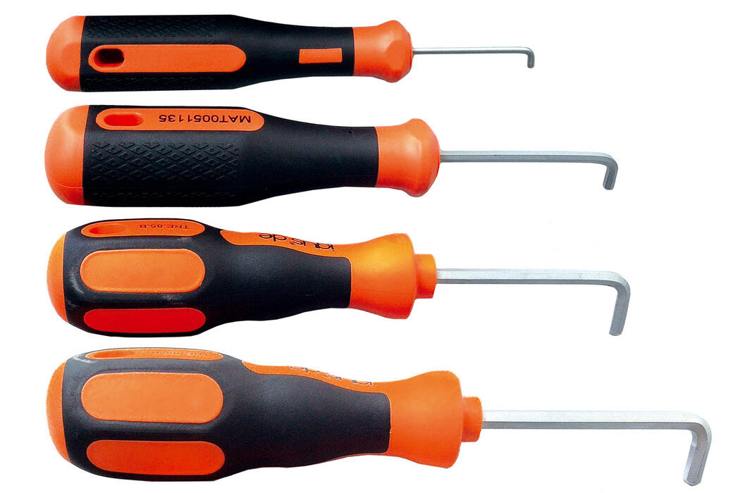 Disassembly tool